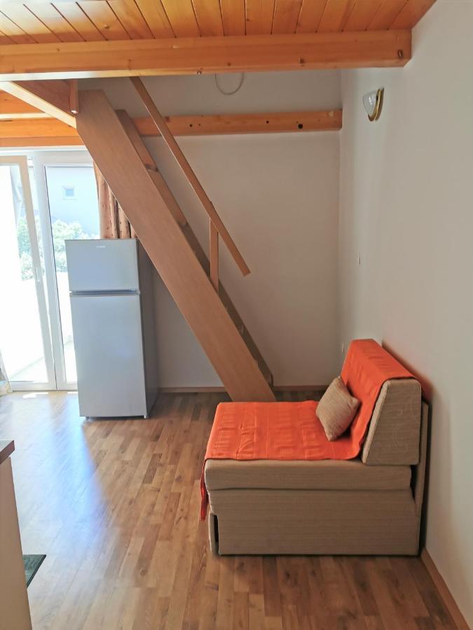 Lenka Ii Apartment