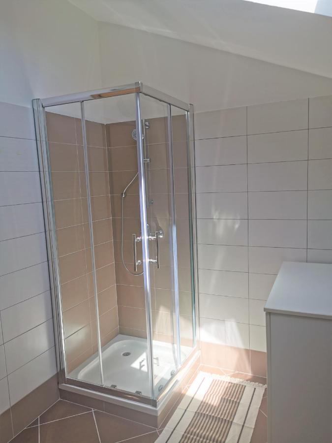 Apartment Lenka Ii