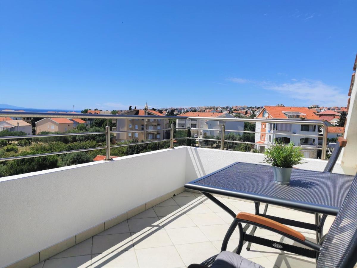 Apartment Lenka Ii *