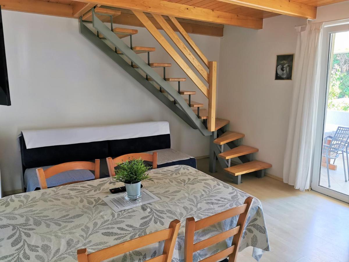 Lenka Ii Apartament